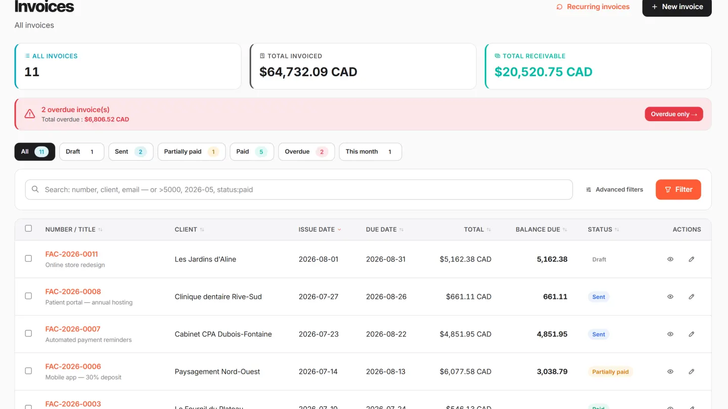 Invoice generated in the CRM with automatic numbering and a payment link
